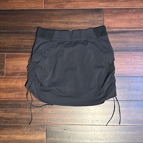 Columbia Ladies Skort  - Picture 1 of 4
